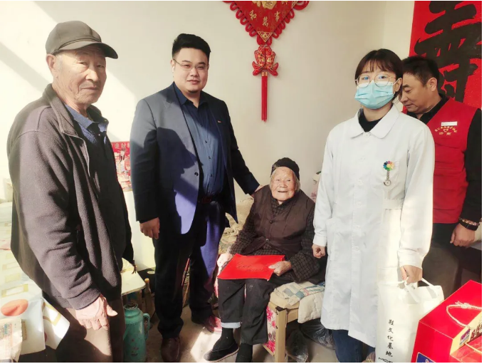 愛在重陽節(jié)，慰問暖人心
